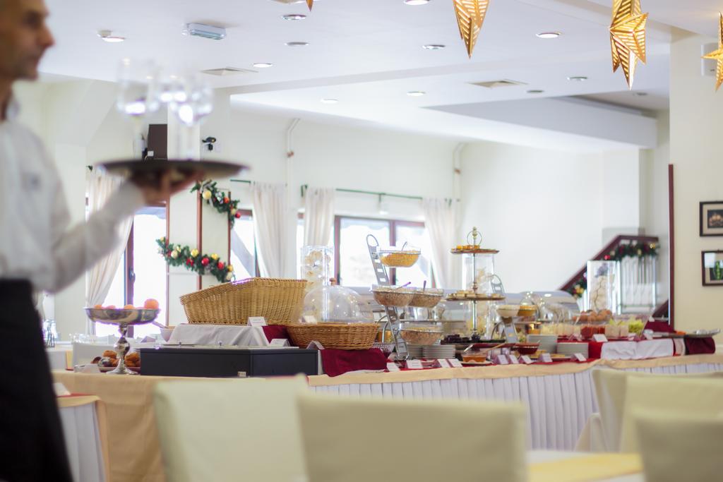 Hotel Junior Копаоник Екстер'єр фото